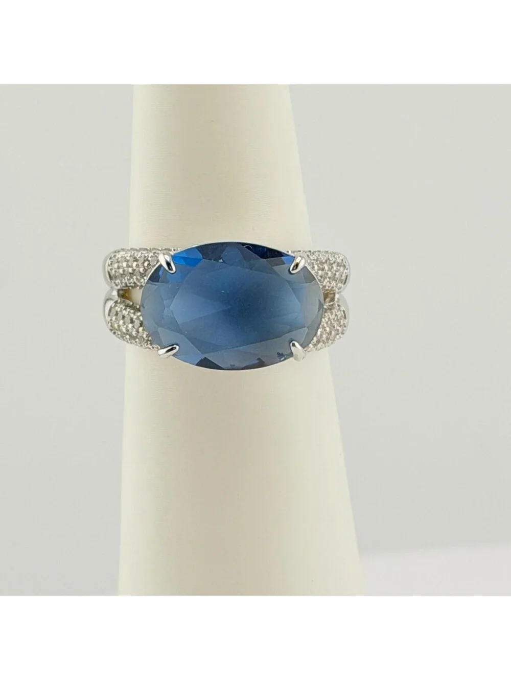 Bomb Party Pave Ring Sz 8 RG98310 